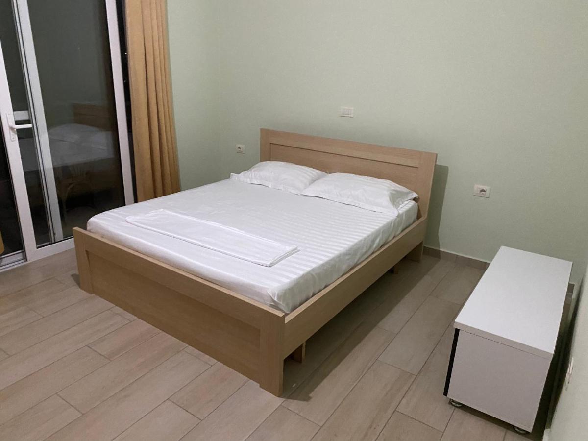 Blue Breeze Attic Apartments Σαράντα Εξωτερικό φωτογραφία