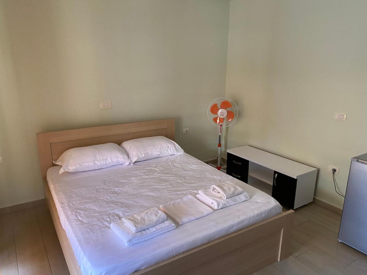 Blue Breeze Attic Apartments Σαράντα Εξωτερικό φωτογραφία